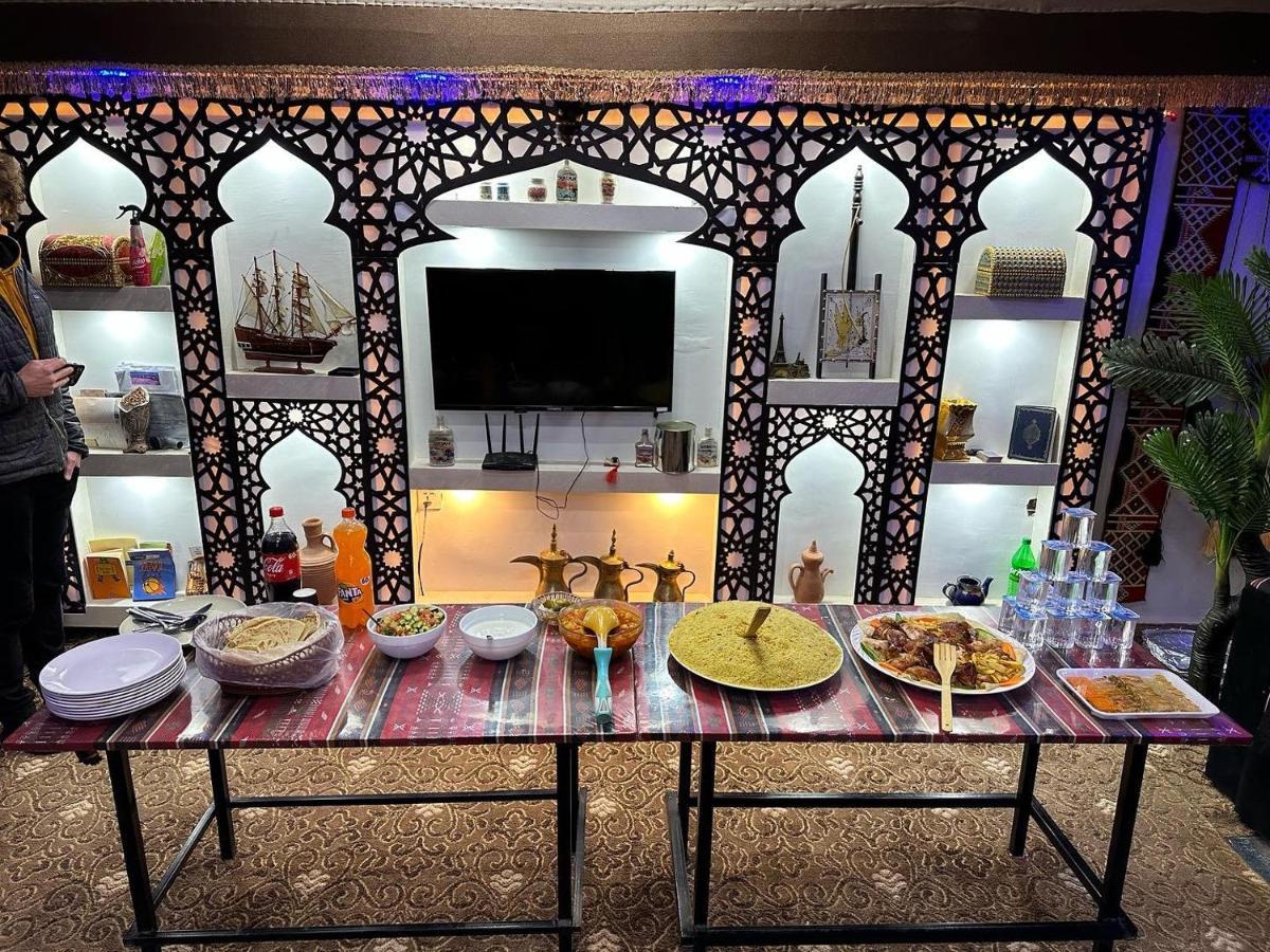 Wadi Rum Oryx Hostel & Tours ภายนอก รูปภาพ