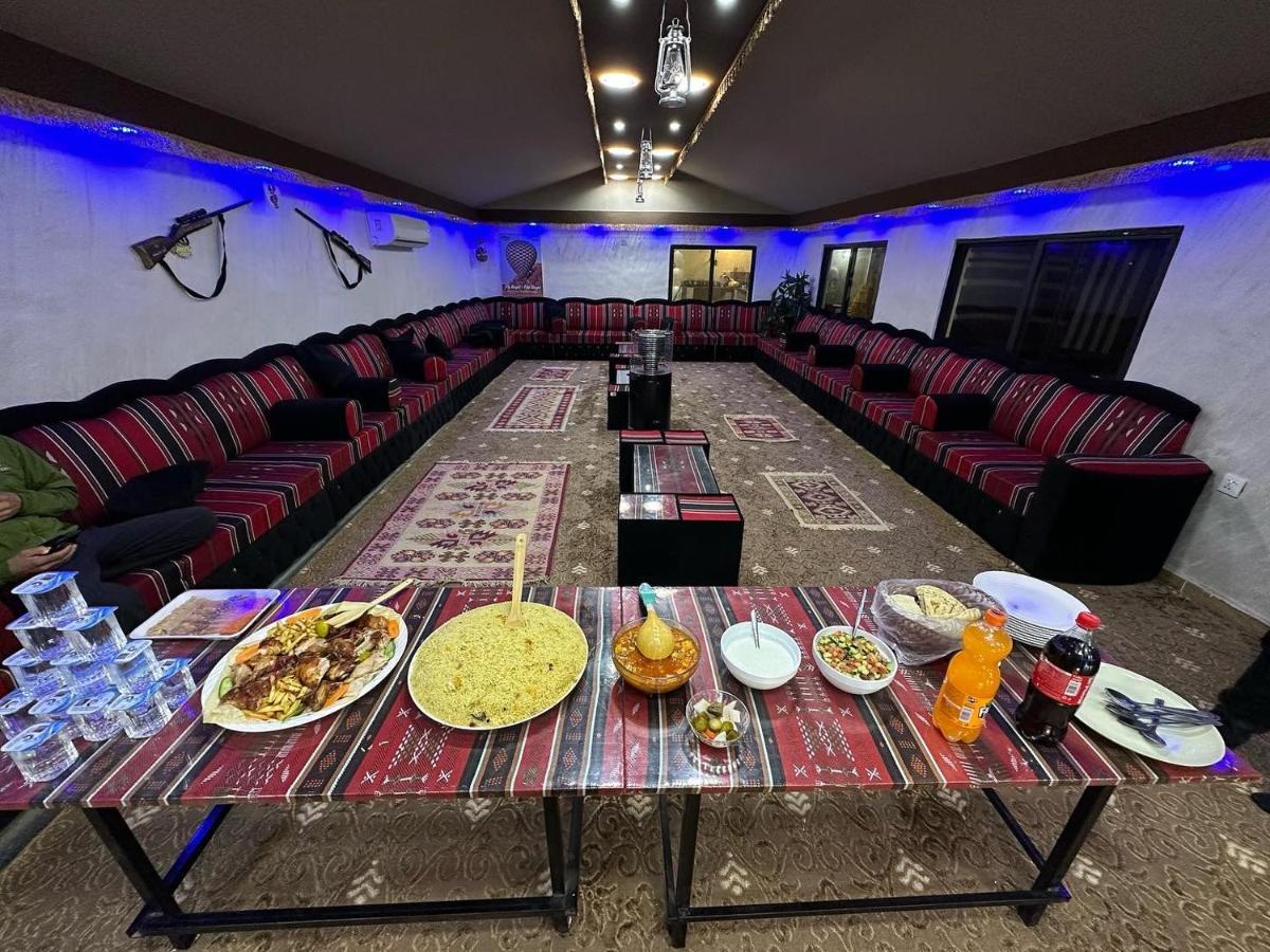 Wadi Rum Oryx Hostel & Tours ภายนอก รูปภาพ
