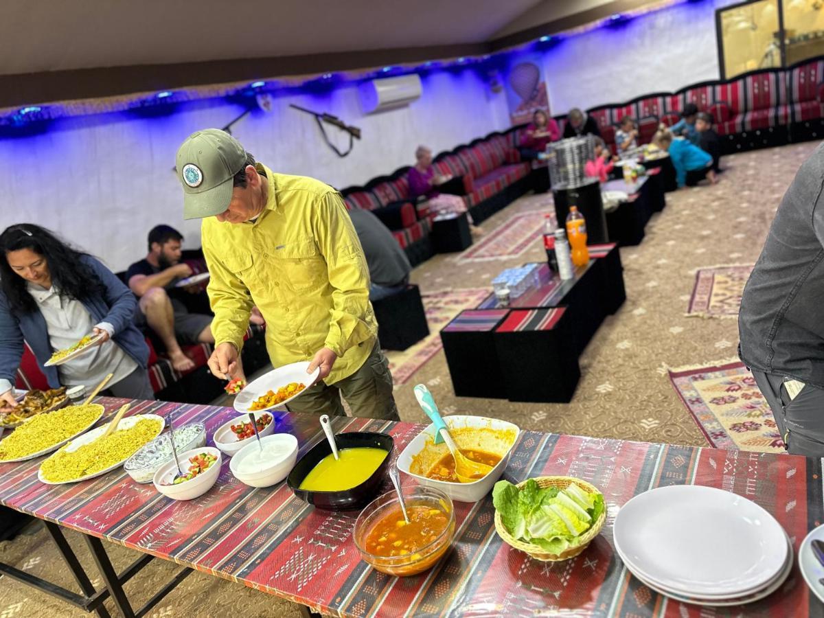 Wadi Rum Oryx Hostel & Tours ภายนอก รูปภาพ
