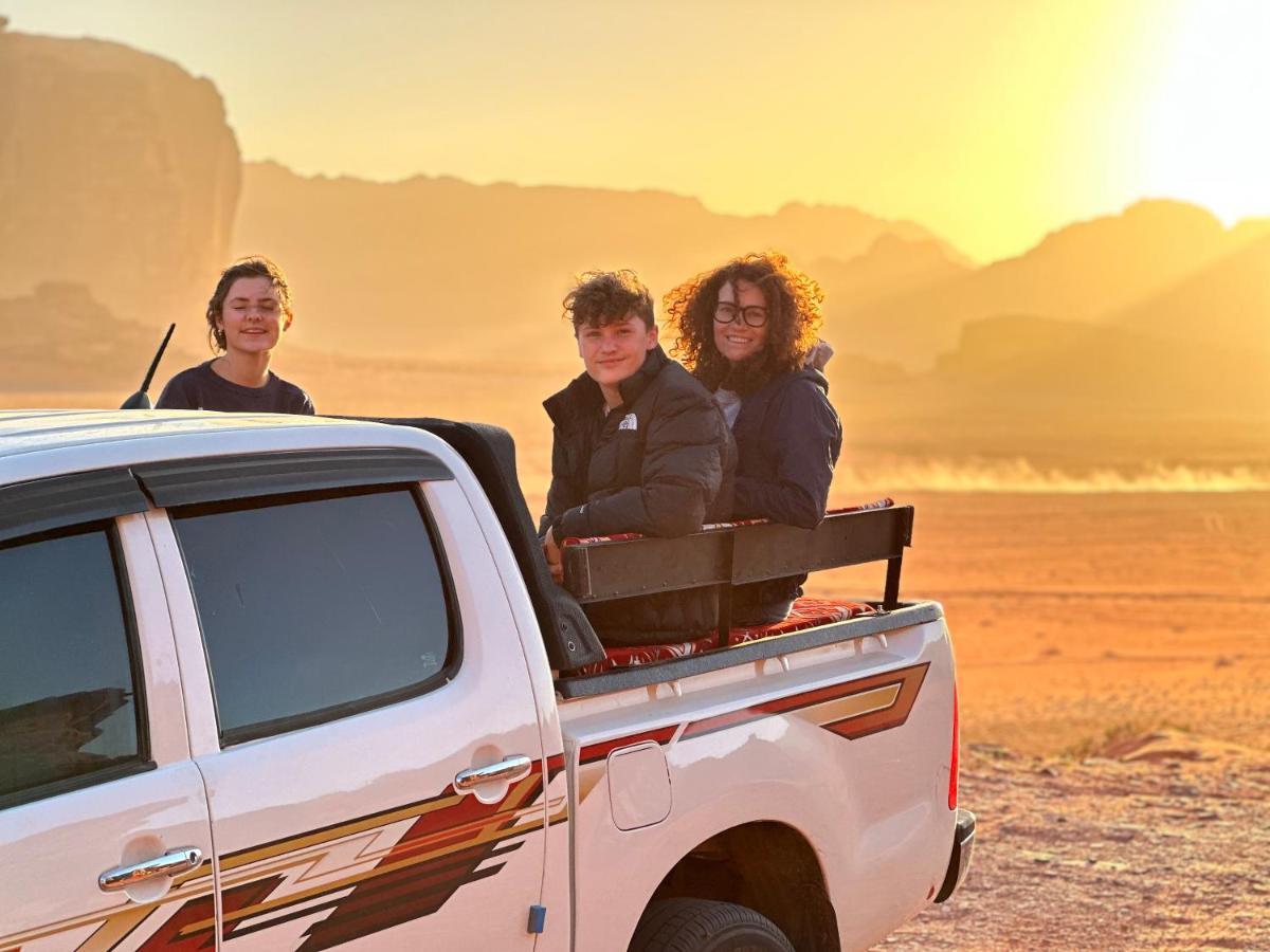 Wadi Rum Oryx Hostel & Tours ภายนอก รูปภาพ