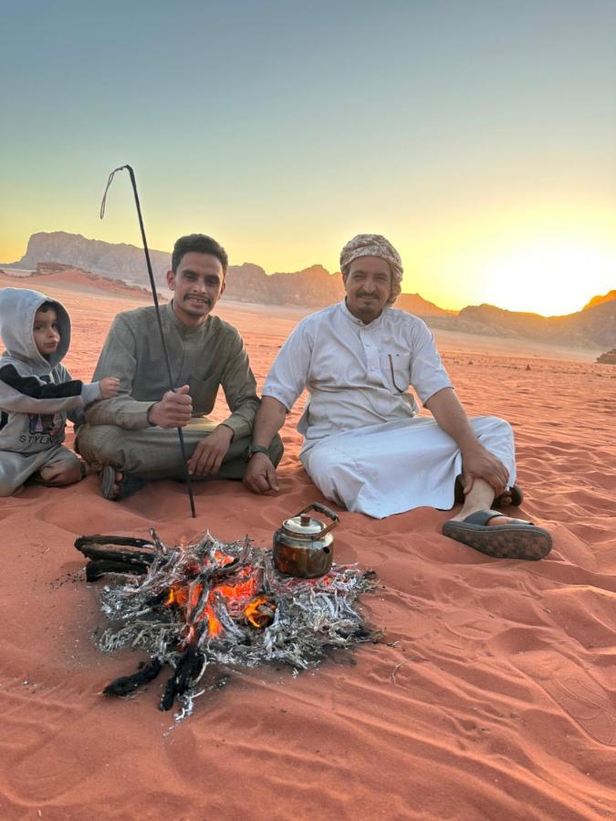 Wadi Rum Oryx Hostel & Tours ภายนอก รูปภาพ